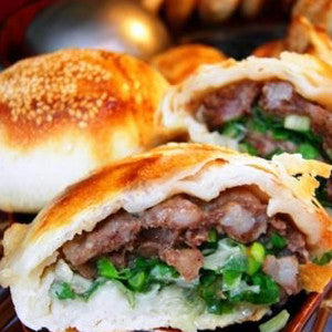 Eat at a Night Market in Taiwan