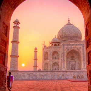 Tour the Taj Mahal